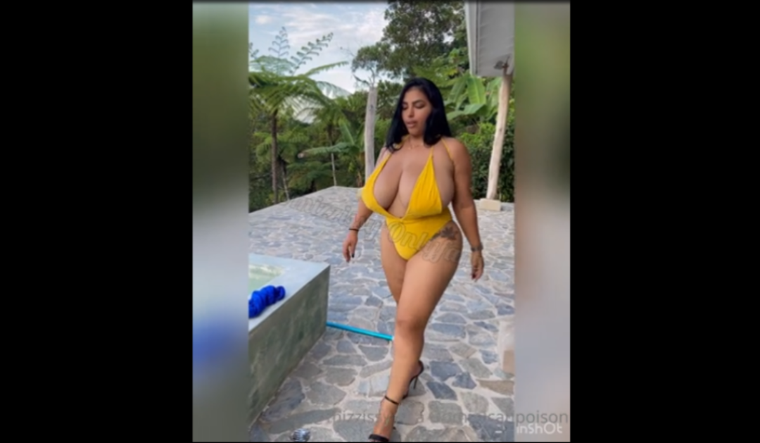 Perfect Big Tits Big Ass Latina